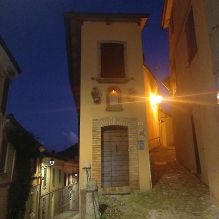 Novecento Apartment Bertinoro Bagian luar foto
